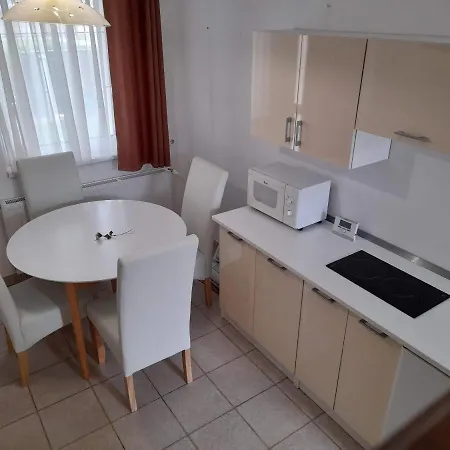 Gabriella - Vizparti شقة Balatonboglár