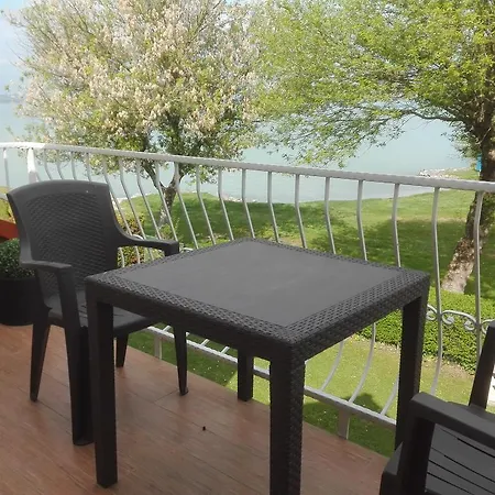 Gabriella - Vizparti * Balatonboglar