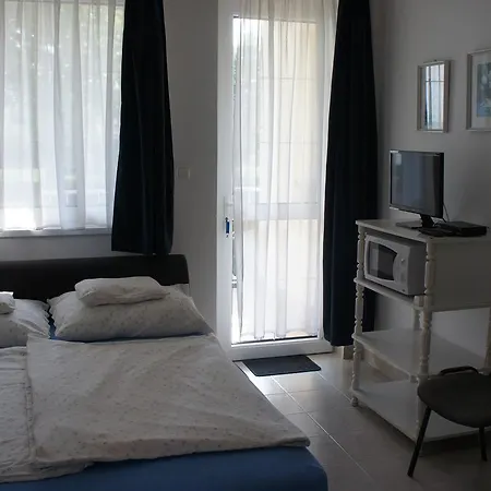 Gabriella - Vizparti 公寓